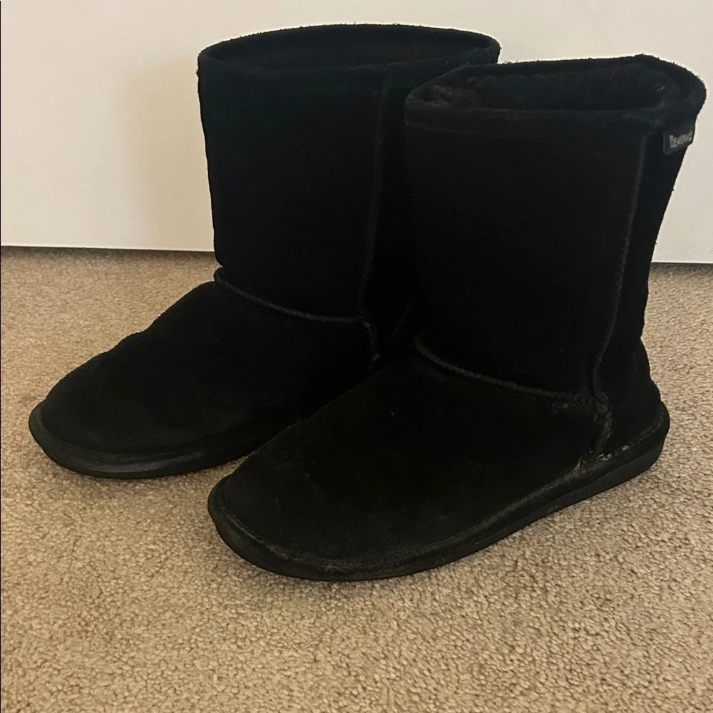 BearPaw Black Suede Footwear Boots Size 6